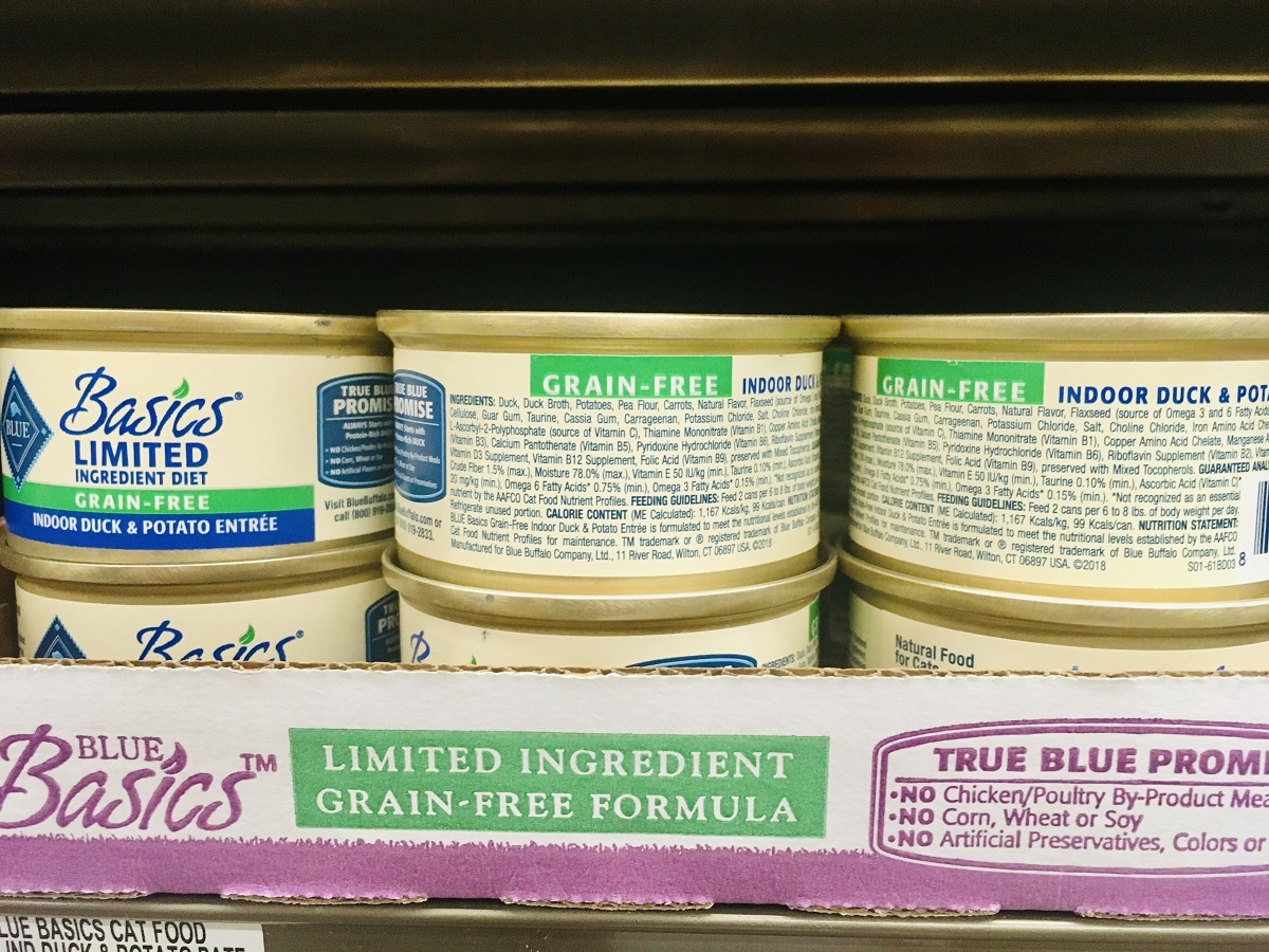 Is Wet Cat Food Bad For Cats A Closer Look At 27 Different Options