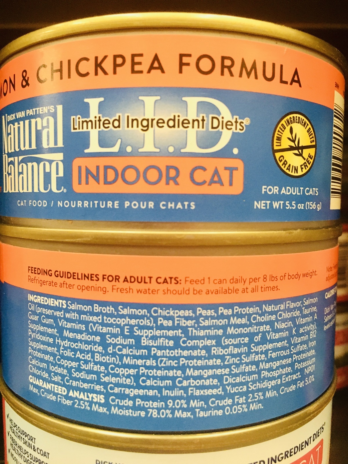 Is Wet Cat Food Bad for Cats? A Closer Look at 27 Different Options